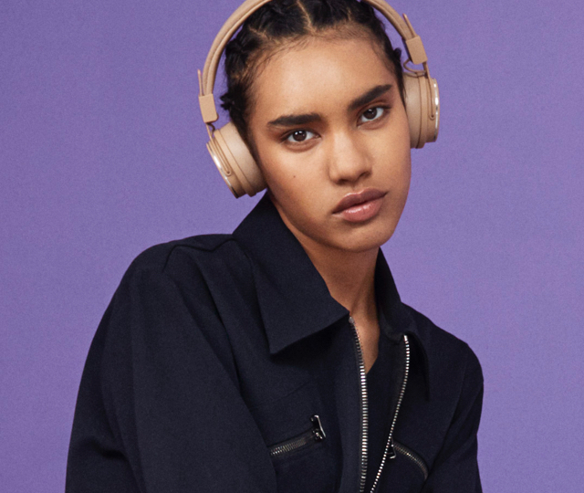 headphones which are both wired and wireless
